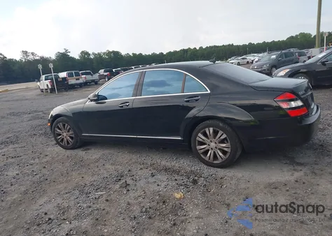 2009 Mercedes-Benz S 550 from USA, damaged, VIN WDDNG71X79A272371